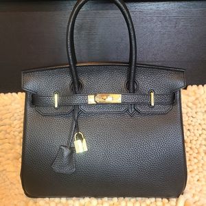 Cherish Kiss 30cm Leather Satchel EUC